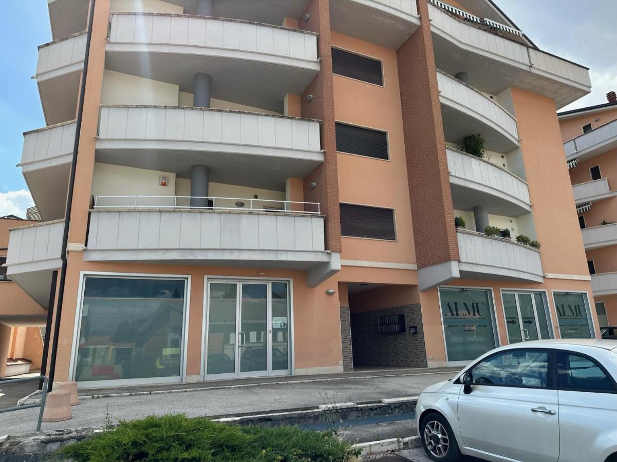 Casa Montessori Авецано Екстериор снимка
